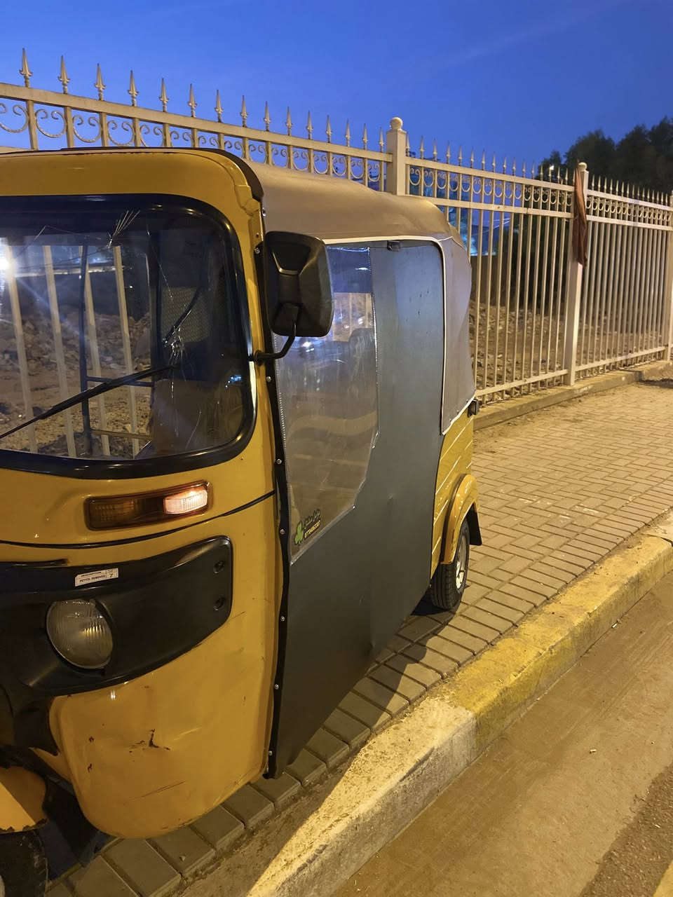 السلام عليكم تكتك ٢٠شهر ١٠
بيه طخه بلغد فقط لا صبغ ولا ضربه حتى دوس مامعمره تكتك بلاديه بسمي ثاني يوم تحويل ***********/سعر 6850وبيهة مجال مكاني شعلة
