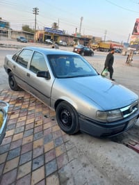 اوبل فكتره مديل ٩٣سنويه ساقطه كير ومحرك وحداديه جاهزه السياره السعر ١٧...