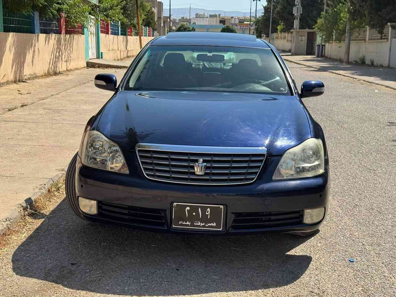 شاهینە ٢٠٠٦ موس 
 بەسمە رەساسی
گیرو مەکینە گەورە
٣ دوگمە و پەردە
سلایت 
ئاوینە ئیشارەت
کامل مەسرەفە یەک دینار مەسرەفی نییە
گەرم و سارد بەسراوە
شەنسی کۆسەرەیە
٤٢ گەلاو مەجالێکی کەم
***********
***********
