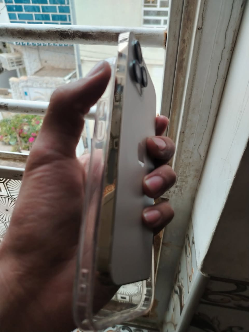 للبيع 12 برو ماكس جهاز جديد ومكفول 
ب 81
ذ 256 مكان بابل 480 وبيه مجال بسيط 
‭0776 099 7433‬
