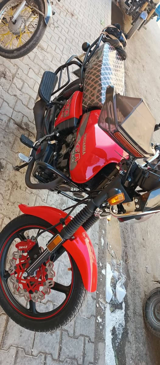 السلام عليكم دراجة دايون يوشه للبيع دراجه جديدة ورقم وسنويه بسمي السعر 2400 المكان كوت الشهداء رقم *********** وبيها مجال لشراي تحويل ثاني يوم
