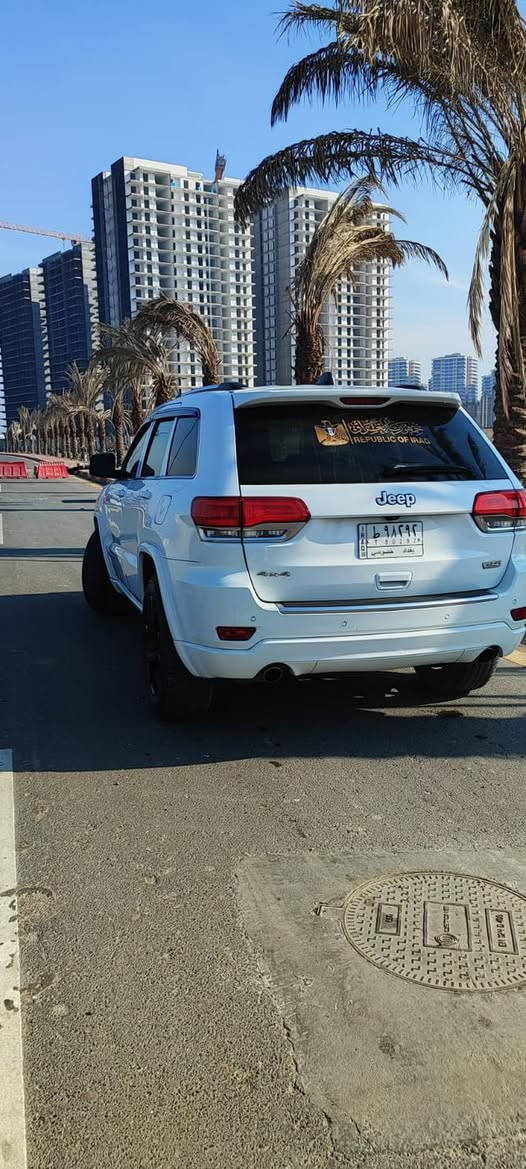 بيع او مراوس
جيب وارد أمريكي 
الموديل: 2018أمريكي) . 
المحرك : V6.  3.6L 
بيها برمجة كاملة 
رقم بغداد  هزه وسنويه عظم 
المواصفات :
* دفع رباعي 4x4 . 
* 
* تحذير النقطة عمياء ⚠ .
* ويل قياس 20 انج .
* سقف فتحة . 
* شاشه كبيرة 8.4 انج . 
* نظام الخرائط (GPS) .
* ستيرن كهربائي . 
* المصابيح الأمامية زنون .
* كشافات الضباب زنون .     
* تشغيل عن بعد .
* صندوق كهربائي ..
* حفظ وضعيات الجلوس (ميموري) . 
* المقاعد الأمامية كهربائية .
المقاعد جلد رصاصي
* المقاعد الأمامية تدفئة .
* المقاعد الخلفية تدفئة .. 
* حساسات أمامية . 
* حساسات خلفية . 
* كاميرا خلفية .
* تدفئة ستيرن . 
انظمة قيادة*
* مرايا متحسسه للضوء العالي . 
* مانع تصادم خلفي .
* بلوتوث تلفون . 
* محدد سرعة . سقف 
* نظام التشغيل والاطفاء الاوتوماتيكي ( Auto Start System ) .
* نظام بريك اوتماتيكي ( Auto Break System )

المكان بغداد 
 
السعر180 وبي مجال 
للاستفسار الاتصال***********

‭٠٧٨١ ٠٧٨ ٩٥١٢‬
