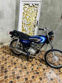 شباب دراجه بدون مكلف بنشر07783787326