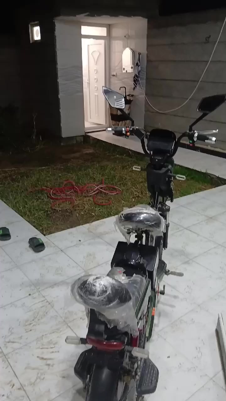 السلام عليكم بايسكل للبيع 4بطاريات نظيف المكان ديالى المقداديه الاتصال على الرقم ***********
