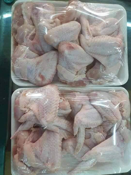 إذا تريد الطعم الأصيل والنظافة المضمونة… إحنا خيارك الأول ✅
🐟 سمك حي طازج خشن
💰 6000 للكيلو فقط
🔥 سمك مسكوف طازج بأطيب الصلصات
يجي ويّاه طرشي وخبز 😍
💰 8000للكيلو
━━━━━━━━━━━━━━
🐔 دجاج حي طازج – الذبح على الطلب
💰 3500 للكيلو
🍗 صدر دجاج 5000 للكيلو
🍗 أفخاذ 5500 للكيلو
🍗 أجنحة 5000 للكيلو
━━━━━━━━━━━━━━
🚚 توصيل سريع داخل مجمع بسماية
فقط 1000 دينار 🔥
📞 للحجز والاستفسار دايركت أو اتصال:
***********
***********
✨ الجودة مضمونة والطعم يحچي عن نفسه… جرّب مرة وراح تصير زبون دائم!
علي المياحي
