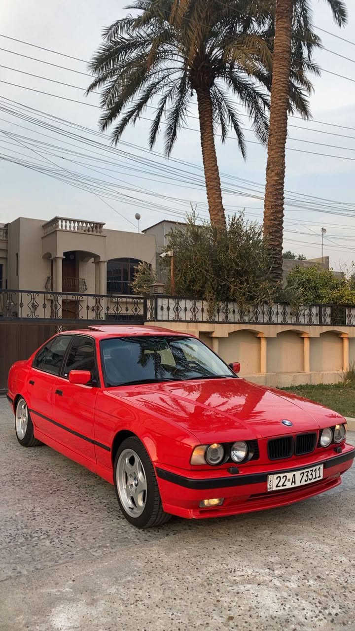 bmw 525.                 موديل 92 
سياره فول الفول لوك بجم عريض دعاميات ام ويل ام 

حداديه لوك محرك جديد تخم تاير منظومه زينون 

سياره ترايها زيرو    سعرها 86 بيها مجال مكاني كوت مركز مدينه

*********** 
لٓــمّـــــاّذٌاْ أنْــآ
