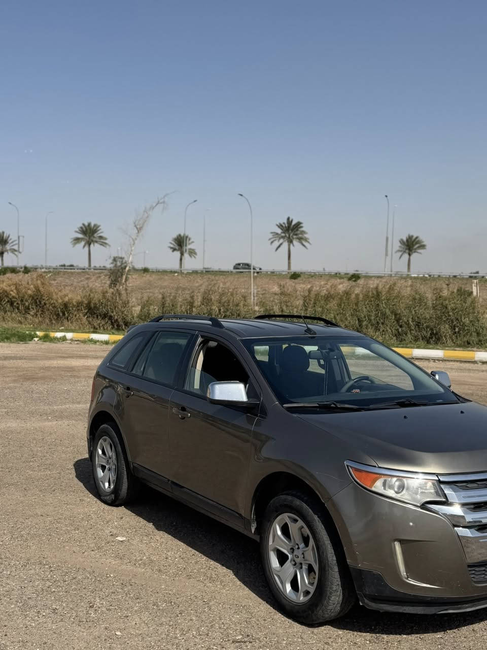 السلام عليكم فورد ايدج2012 السياره خليجيا شركة نيڤا بيهه فقط بنيد صبغ اثر جراد السياره بدون نواقص كفاله كير تبريد حداديه مكينه كفاله سياره ناعمه كلش ترايهه زيروالسياره ماشيه 150السياره كلش نضيفه  وممتعوبه السعر 120/مكاني بغداد الاعضميه ***********
