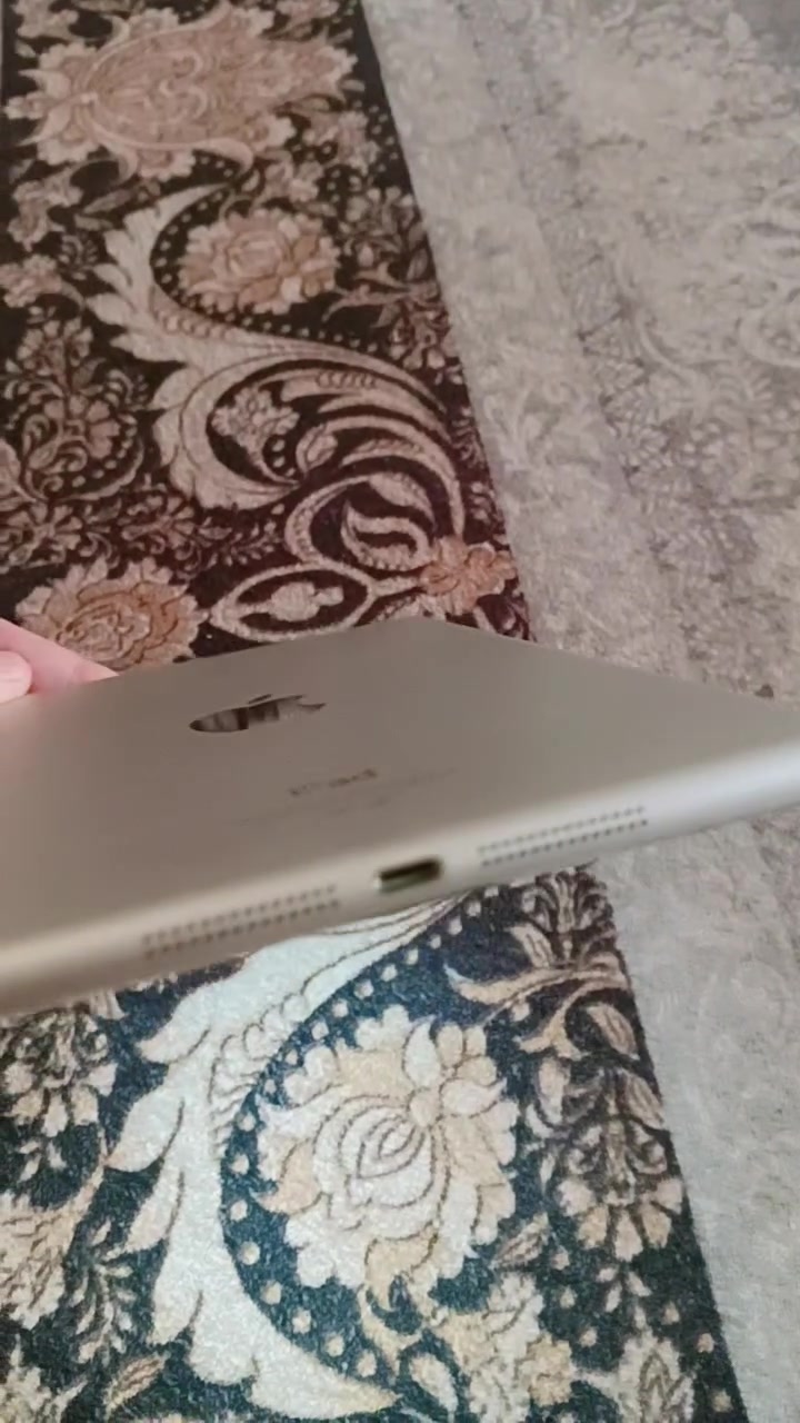 هەولیر بی عەیبە ئەپڵ ئای دی دەویت ئایپادەکە ئه پڵە شوختی نیە گەیاندنیش هەیە نرخ 170هەزار


**إذا كنت صاحب هذا الإعلان وتريد حذفه لأي سبب، رجاءا أرسل رسالة إلى الدعم الفني**