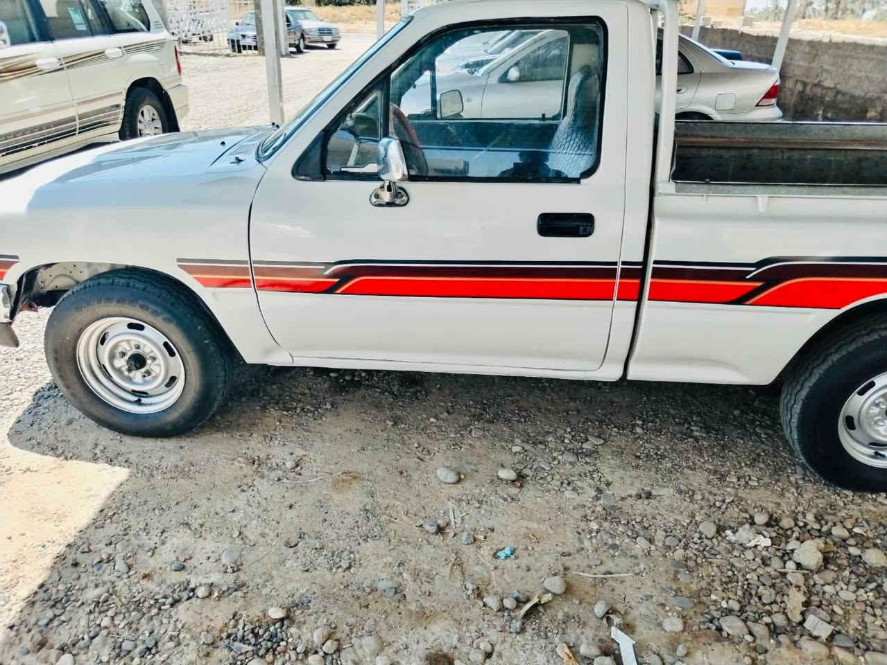 السلام عليكم
اعلان اعلان ‼️‼️
للبيع تيوتا بيك اب 
الموديل:1990
صبغ جمالية مكفوله كير محرك اكسل شاصي صدر عميه بدون تبريد 
المكان :صلاح الدين/بلد/ ناحية يثرب
للاستفسار:***********
