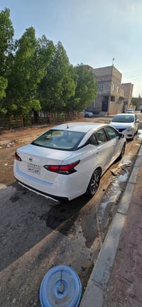 نيسان صني 2021 مكسيكي ماشي 40,000 سيارة كفالة من كلشي ضربة صبغ حدادية ...