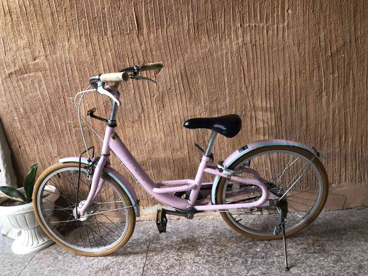 بايسكل بناتي حجم20 للبيع البايسكل نضيف وياباني 🇯🇵 السعر 50 وبس مجال المكان النجف قضاء المناذرة ❤️


**إذا كنت صاحب هذا الإعلان وتريد حذفه لأي سبب، رجاءا أرسل رسالة إلى الدعم الفني**