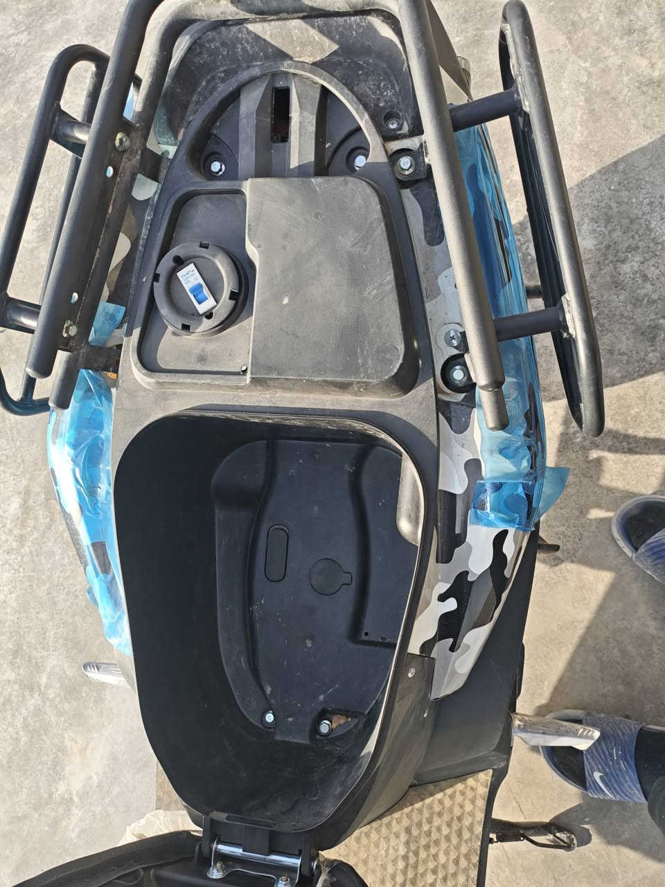 السلام عليكم دراجة اباتشي 6 بطاريات استخدام شهرين مدرع فول مواصفات سرعة 90 حقيقي 4 كير امامي و خلفي دراجة مفولة ب 1250 وبيهة مجال 0781576698 مكاني فلوجة


**إذا كنت صاحب هذا الإعلان وتريد حذفه لأي سبب، رجاءا أرسل رسالة إلى الدعم الفني**