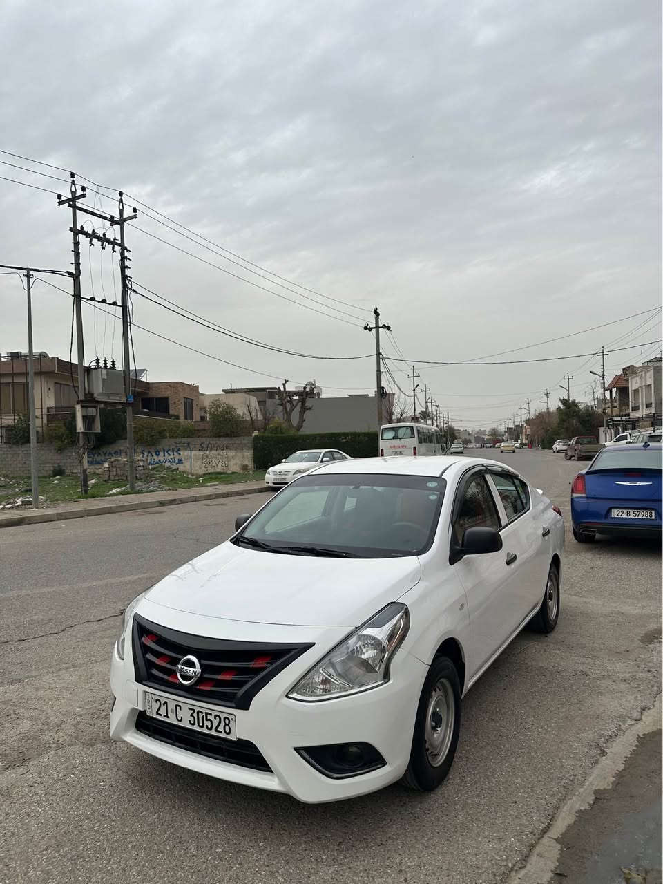 السلام عليكم 
للبيع نيسان صني 
موديل ٢٠٢٠ 
جنطه صبغ مكانين بارد 
سنويه هزاز جديد 
سعر ٩٥ مجال بسيط 
مكان سياره اربيل 
واتساب 
*********** أربيل, العراق
