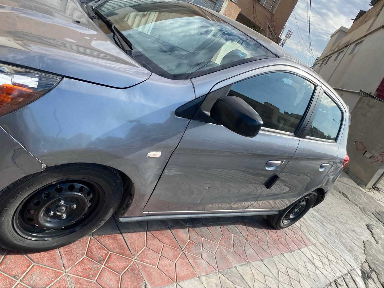 میراج ٢٠١٨ بی بۆیاخ دوو سی. جی ساردە کوتە سەقفی کەمێک تەزرەی هەیە گێر و مەکینەو تەبرید بە شەرتە بە ناو خۆمە جوار تاییەی نوی لە بنە سەنەوی تا ٢٠٣٠ 
***********
*********** سوران, أربيل
