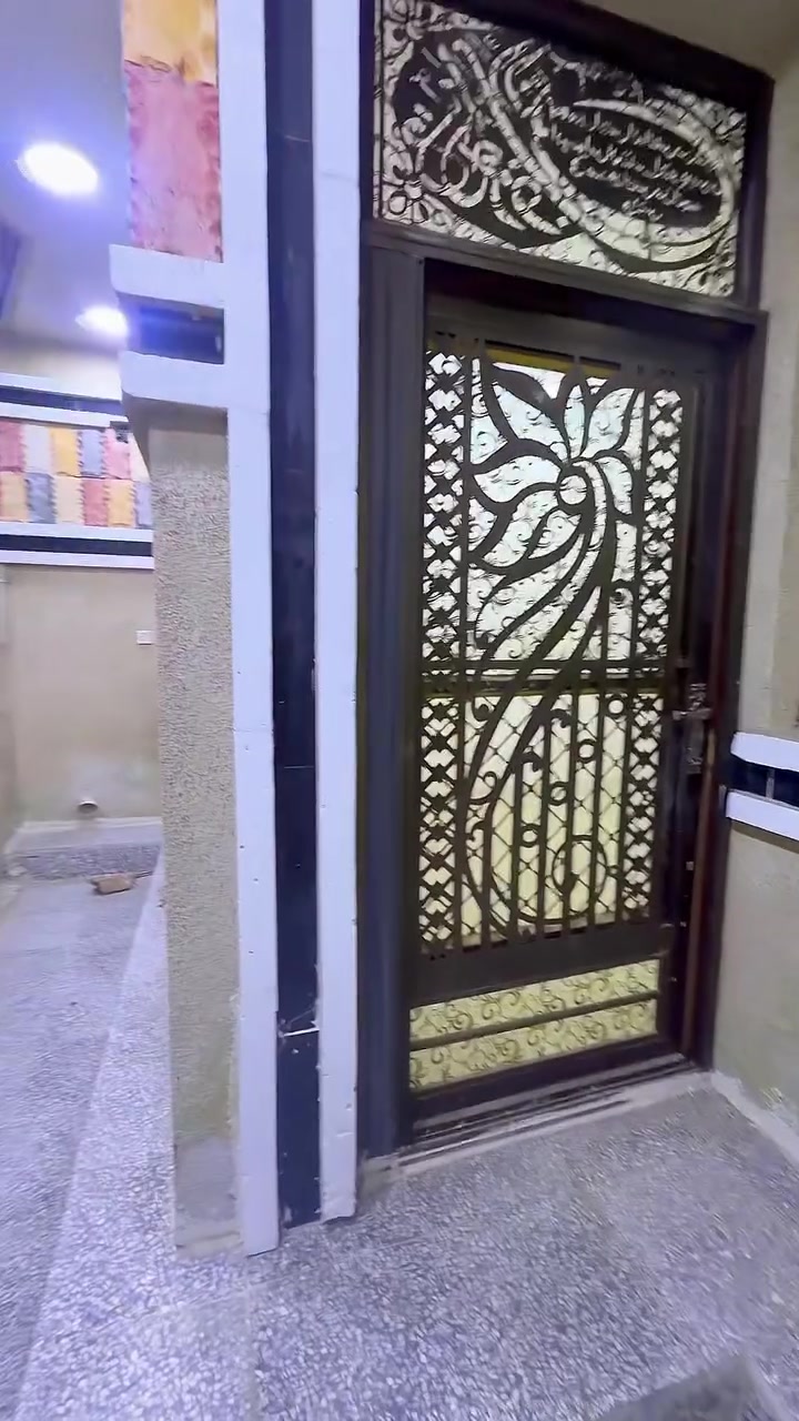 دار للبيع / سبع ابكار 
المساحة ٩٠ متر واقع حال ١٠٠ متر
الواجهة ٦ وربع متر 
زراعي سند ٢٥ ملك صرف 

السعر ٢٦٠ مليون وقابل للتفاوض
واتس آب ***********
واتس آب ***********
#اعظميه #قطعه #سبعابكار #صليخً #حيتونس #العراق #ايجار #بغداد #عقارات
