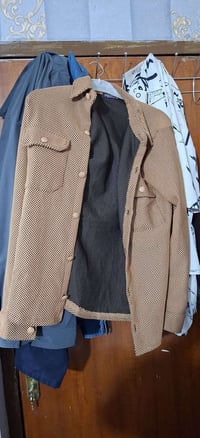 ملابس مستخدمة • نظيف جدا • مقاسات M S