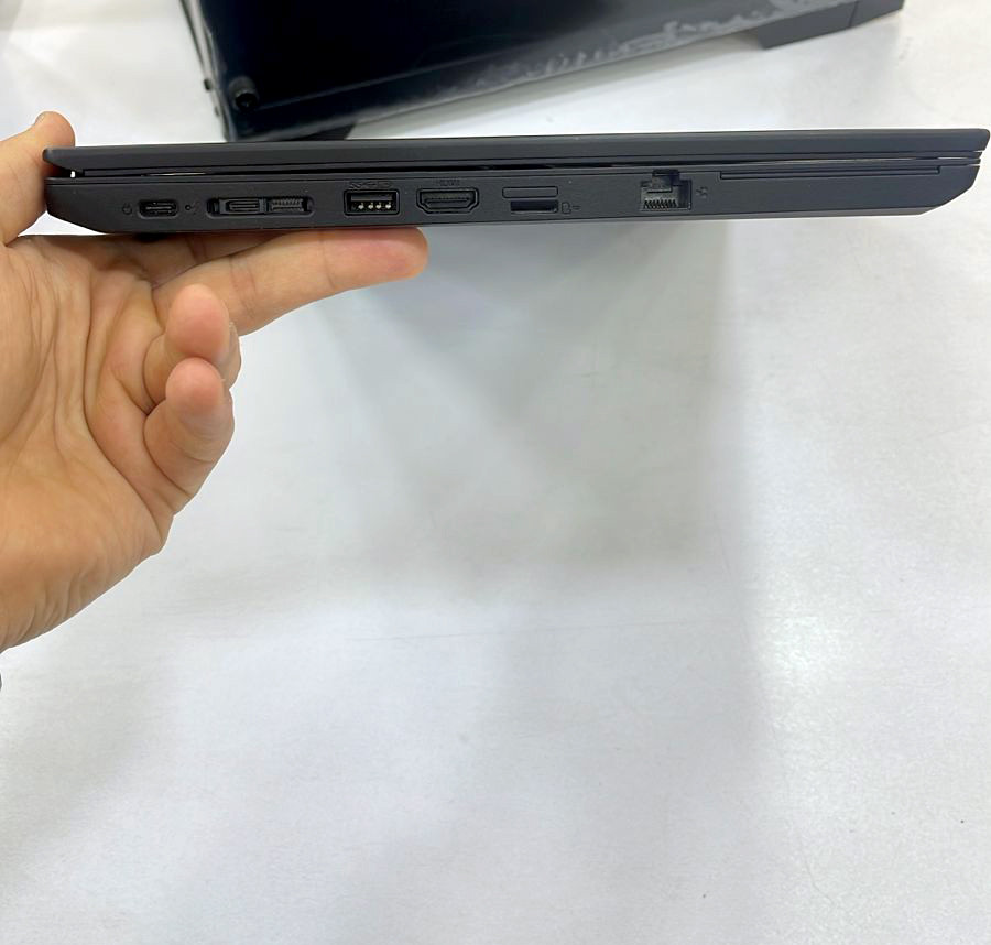 سلام عليكم لابتوب لينوفو سلم وجيل حادي عشر

 lenovo  thinkpad l14 GEN2 

معالج intel core i5-11 th 

رام   8gb ddr4 

هارد  256gb  ssd

شاشة . FHD    

كارت شاشة داخلي intel SHARED 4 GB

كيبورد عربي انكليزي لابتوب سليم 

 توصيل مجاني لجميع المحافظات 

تفحص براحتك قبل استلام من مندوب

التوصيل مجاني وضمان اسبوعين يوم بعد استلام 

السعر 420 الف دينار.

للتواصل ماسنجر او واتس ***********
