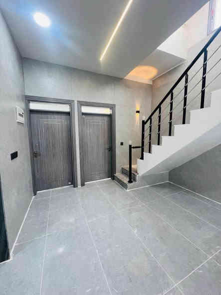 دار للبيع في حي الملايين الاولى 
المساحه البيت 150متر طابقين بناء حديث خدمات كامله تسليم البيت فوري 
جنس الارض بستان ملك صرف 
السعر 150مليون وقابل للتفاوض 
الأستفسار ***********
كورك *********** موصل
