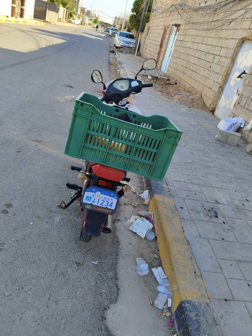 سلام عليكم
للبيع كامل مابي اي نقص السعر 750 
***********
