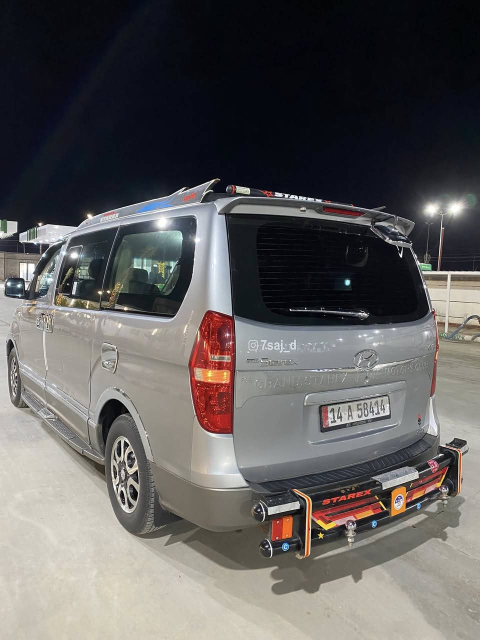 عـلى بركة الله والة الطيبين الطاهرين 

السلام عليكم ورحمة الله وبركاته . رمضان كريم عليكم احبتي 

__________

للبيع فقط.  ستاركس موديل  14  كفاله عامة ؏ـلى السونار

السياره با اسمي شخصياً مصفرة هيئة وضريبه وغرامات 

رقم بصرة. السيارة جاهزه ؏ اخر حبايه  

تبريد - حداديه - مكينه - كير خير من الله كلشي مرفق بالصور  

السيارة اصل سياحي   كفاله كوريا والعراق  

المحرك   (  مجول اصل ) 

السيارة ماشيه 400 الف حقيقي بدون تبديل اي قطعه 

استخدام السياره شخصي وغير متعوبه ابداً 

مكان السياره واسط قضاء الحي 

الاستفسار ؏ـلى السعر وباقي التفاصيل  الاتصال ؏ـلى الرقم 

***********  اخوكم سجاد المياحي 

اتصل ؏ـلى الرقم واني بخدمتك
