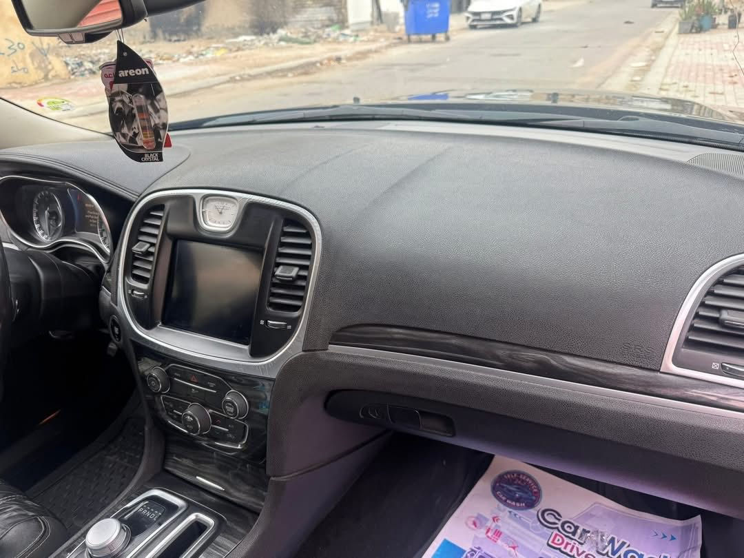 سلام عليكم اوباما ١٩ مرمز ٢٢ حادثا جاملغ خلفي فقط السياره تورن بدون مواصفات مكان السياره كربلاء مراوس ترهم ونقد السعر ١٧٨ وبيه مجال ***********رقم بغداد مشروع وطني سياره بسمنه  استخدام شخصي
