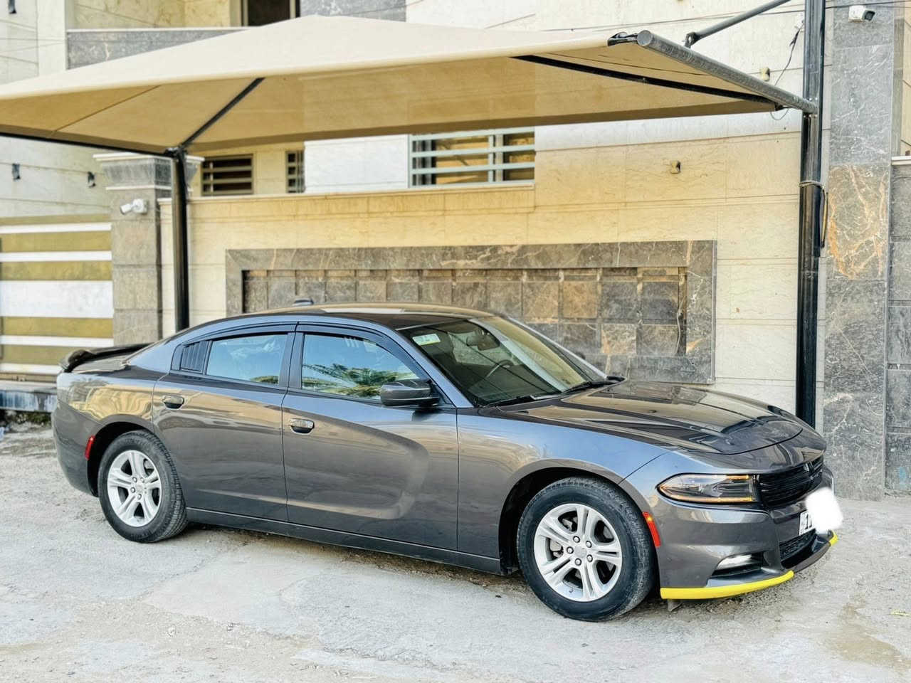 السلام عليكم للبيع جارجر 2023 اصل
رقم بغداد بسمي هزه وفحص جديده 
مكفوله كفاله عامه كلين تايتل 
معروضه 238  وبيها مجال 

رقم الهاتف ***********

مواصفات فول 1/1. عده الفتحه 
شاشه جبيره + كاربلي 
كشنات جلد +كهرباء 
تحكمات ستيرن 
شفتات ستيرن 
كشنات تدفئه 
حساسات أمامي خلفي 
تو ويل 
محرك 6
رادارات جوانب 
مثبت سرعه 
مانع تزحلق 
مري هيتر 
نوزلات وبلاكات 
لايت زنون 
تشغيل عن بعد
