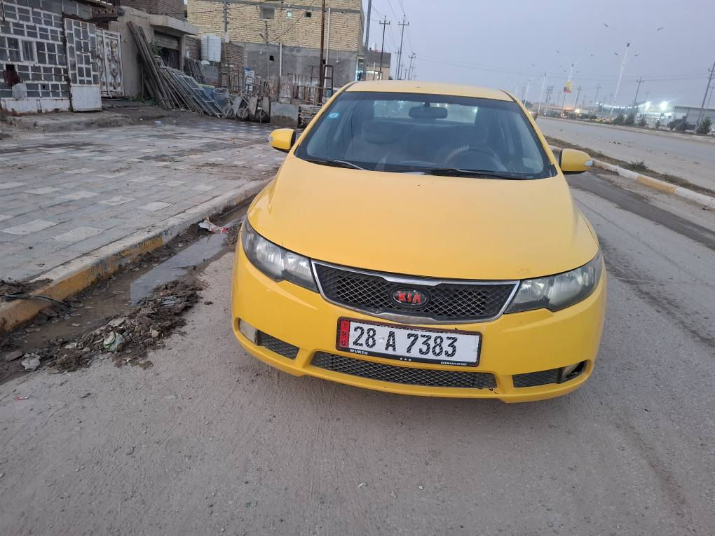 كيا فورتي وارد أمريكي مكينه ٢٠٠٠كير اوتو موديل 2010بيه جاملغ وبنيد جهت العبري مصفره هيئه وغرامات رقم نجف نكليزي بأسمي سنويه لل٢٠٢٧ السعر ٨٢ بيه مجال بسيط جاهزه حداديه تخم تاير كير غرفه جديده شاشه تابلت كهربائيات كله شغاله مصفره هيئه وغرامات  رقمي *********** مكاني ذي قار الشطره بيع او مراوس بخصوص الرفاعي, ذي قار
