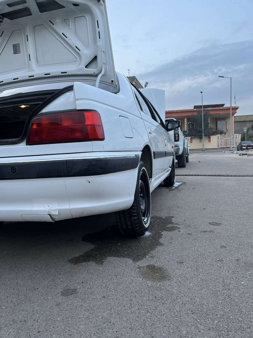 سلام عليكم بيجو بارص مديل 20 كفاله عامه مكينه كير تبريد حداده مشط عنابر مال بريك كله جديد تايرات  ستوني شادهن  ابو الخط الأبيض سياره جاهزه الأخير ماشيه 130 مكانها بصره  السعر 60 الرقم ***********
