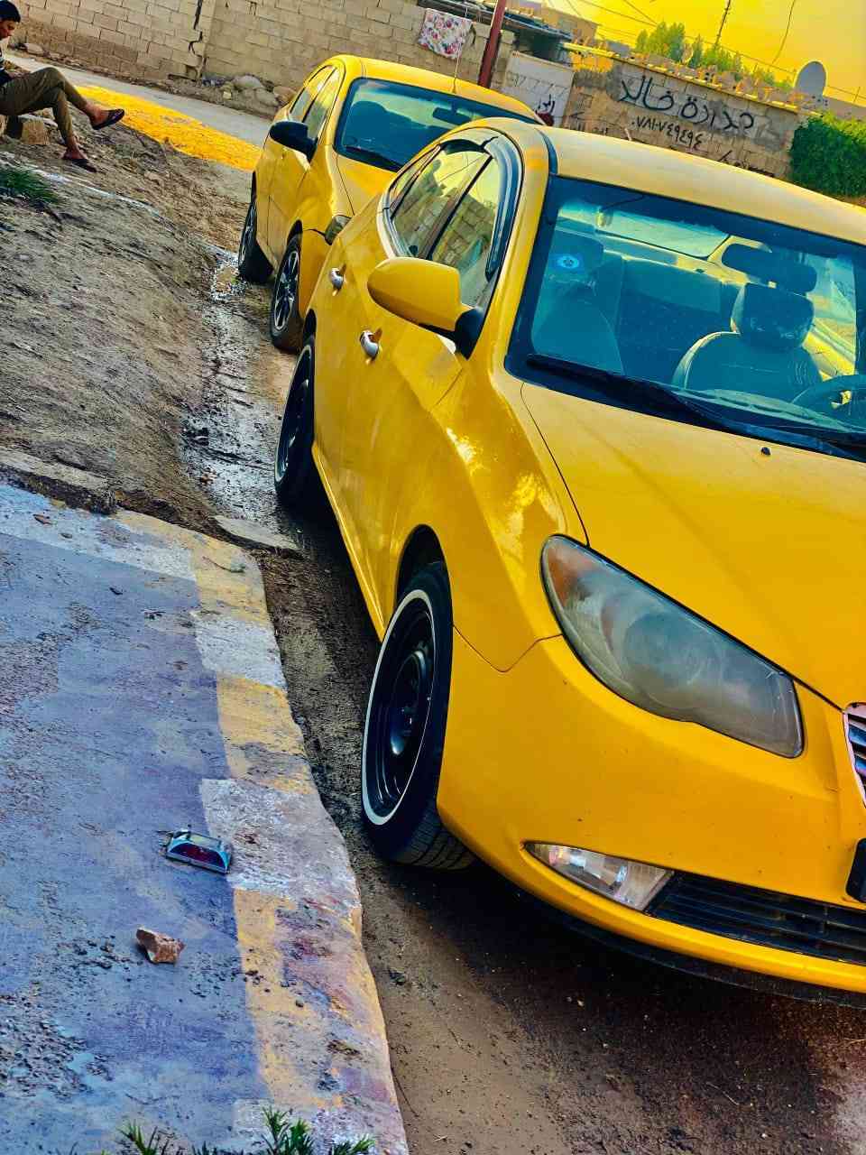 النترا مقدس وارد أمريكي مكينه 2000 دوش تخم تاير جديد توني شادها  باتري جديد تبريد ثلج رقم بغداد بسمي تحويل مباشر السعر 75 وبيها مجال بسيط ***********
