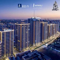 شقة للإيجار مجمع / بوابة العراق  المساحة / 228 متر الطابق / 8 عدد الغر...