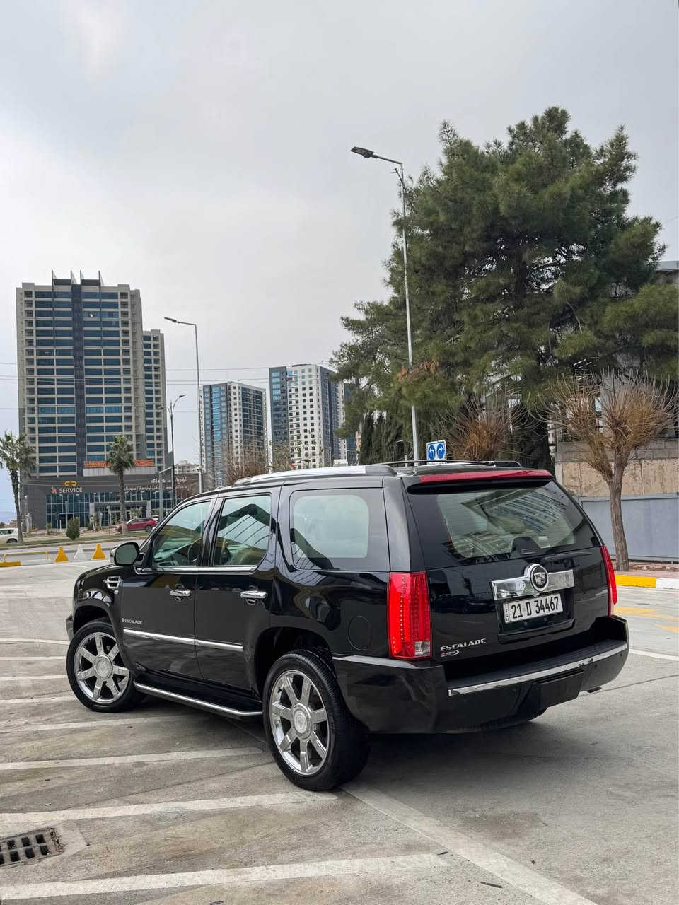 كديلاك 2007   خليجي  شريكة منصور   📦📦📦📦

اللَّهُمَّ صَلِّ عَلَى مُحَمَّدٍ وَعَلَى آل مُحَمَّدٍ

رقم /    ***********

🔷كديلاك  2007  لوك  لوك  شرط   ماشى  117  الف كيلو📦

🔷سياره مواصفات معروفه ( بلاتينيوم  )

🔷 مواصفات   معروفة   فولل فول 

🔷سياره (V8 )    _ (DVD ) شاشات

🔷سياره (3 ) سويج  بيلادي موجود

🔷مكفولة  كفالة   ماعد    شبر  تكحيل  كارت مامبين  

🔷سياره ماشيه  117    الف كيلو حقيقي

🔷4 اطارات و ويل جديد شريكه 

🔷سياره داخل بيجى   كوشنات جلد

🔷سياره محرك بشرت مامفتوح جديد جديد

🔷 محرك (V8) 

🔷سياره حيل نظيفه كلشي علي بلادي لوك

🔷مواصفات

( فتحة ...  شاشة DVD ... تشغيل عنبعود ... حساس 
... 7 راكب ... سنوق شفط ... دوسات كهربائى ... مرى شفط ... يدو ويل كروم ... بلاجكتور ... ڤوليوم ...  بعد )

🔷نظافه  ١٠٠٪ كامل سيرڤس بدون نقص و مصرف

🔷 سنوى  و فحس و هزة جديدة  لحد    2030  بسمى

🔷سياره مال بيت أي نقص مابيها

🔷نفس اليوم / تحويل و وكاله حاظر مباشر 
 

🔷 سياره داخل / سليمانيه 

🔷سعر ..  195  $ .. ورقه 

🔷رقم /   ***********  📲 السليمانية, العراق
