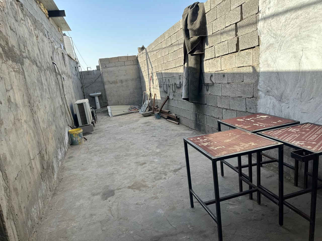 سلام عليكم شباب كوفي اللبيع عنوان حي الجامعة قرب صيطرة المدثره الستفسار 
***********واتساب فقط
