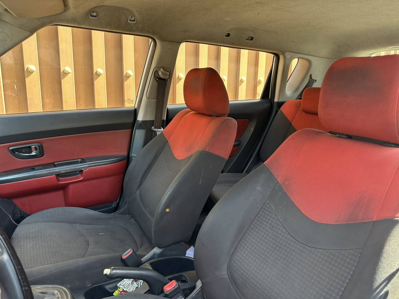 صول موديل ٢٠١٢ خليجي مصبوغه حزام بدون اي دواخل مكينه ١٦٠٠ دوش ماشيه ٩٧ سياره جاهزه رقم مميز بسمي مكاني الدوره السعر ٨٥ بيه مجال قليل هاتف ***********
