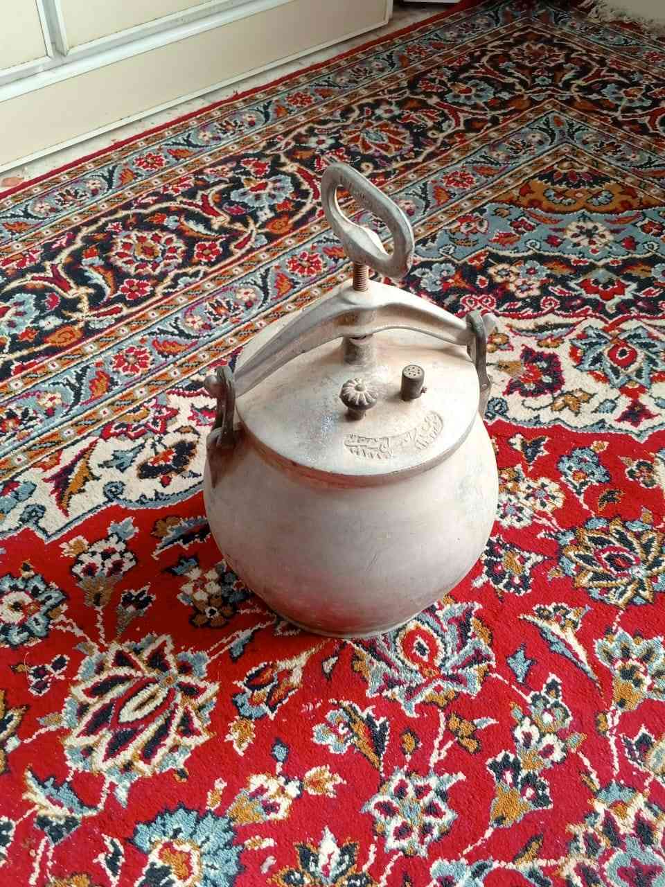 قيم واخذ
الفرن بس الجامه مكسوره
الغسلاه رادلها بس قفل للباب


**إذا كنت صاحب هذا الإعلان وتريد حذفه لأي سبب، رجاءا أرسل رسالة إلى الدعم الفني**