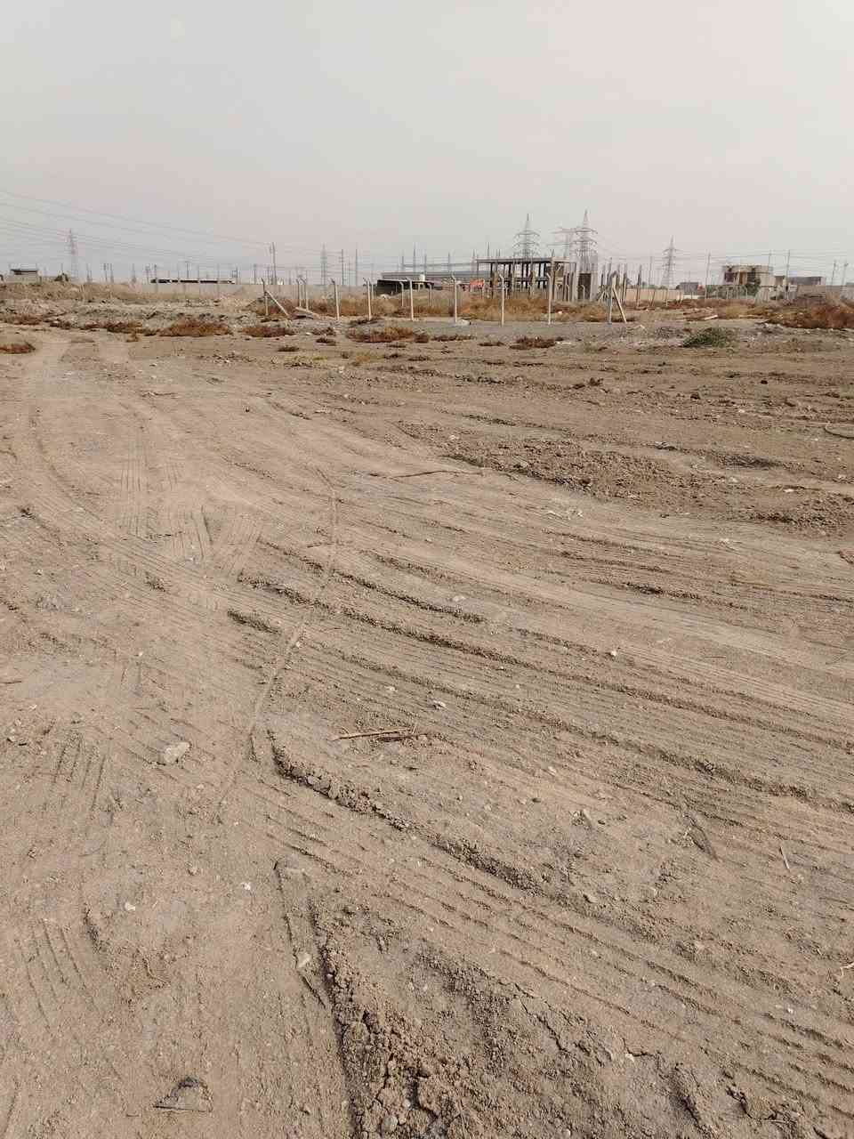 قطعة ارض للبيع طابو سند 25 المساحه 400 م طريق طهمازيه عوفي للاستفسار الاتصال على الارقام التالية *********** او ***********
