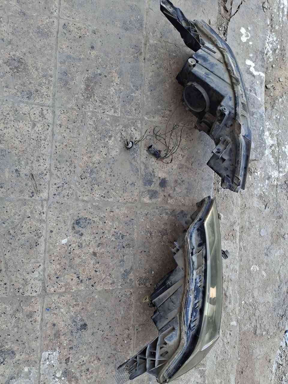 عندي  مازدات لايت امامي امبالا موديل ٢٠١٦ الحديث للبيع السعر ١٠٠ الف رقمي ***********
