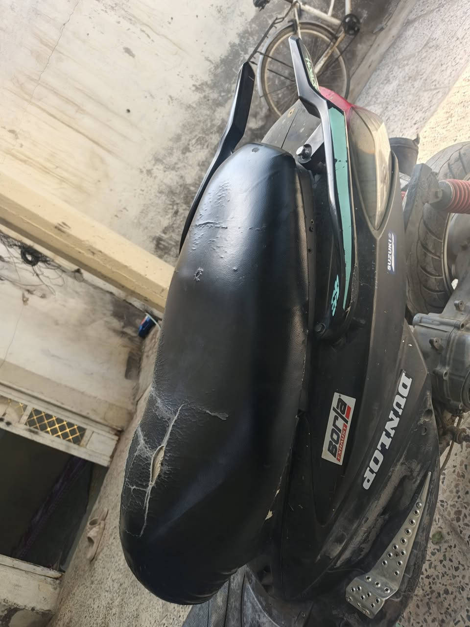 السلام عليكم دراجه سكنس فحل للبيع دراجه شغاله السعر 250 محتاج واريد ابيع ادري هاذه مو سعره بس محتاج فلوس مكاني ديالي بعقوبه لاستفسار عل رقم ***********
