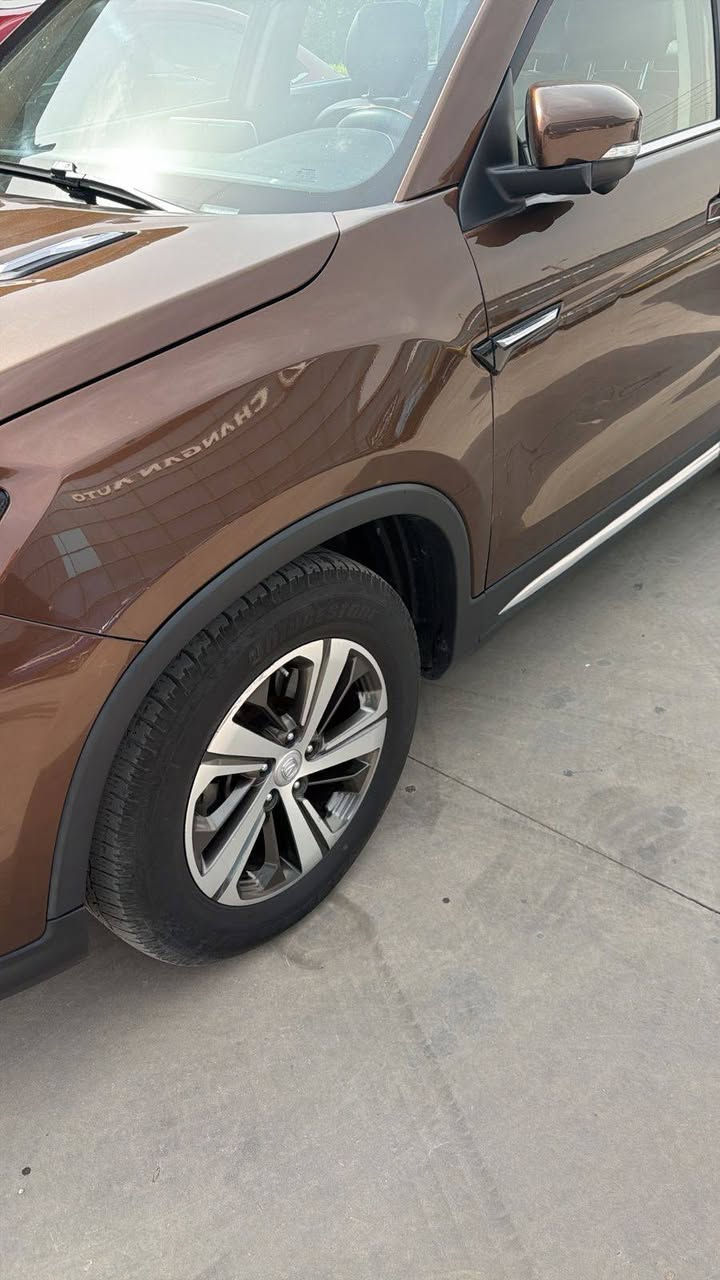السلام عليكم شباب شانجان cs75 فول مواصفات 1/1مكفوله كفاله عامه موديل 2019 ماشيه 107 السعر  17500 ملون  
العنوان الدوره رقم الهاتف ***********
