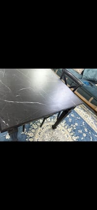 ميز و٤ كراسي • نضيف • طاولة سفرة