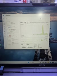 Msi vector Gp68 hx 13v للبيع  المعالج : 13950-19 Intel Core (جيل 13، ف...