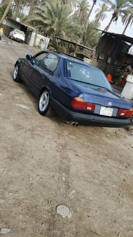 السلام عليكم للبيع بي ام موديل 93 رقم بغداد كهربائيات كله شغال كشن كهربائي  كير ومكينه مكفولت تخم تاير جديد ويل رياضي 17 مضخم صوت شغال 4سماعات جداد باتري جديد حداديه جديده تعمير جديد صبغ اثر جراد فقط السياره مكفوله من الضربه والحادث  سياره ماذب عليه  ربع مكاني بابل محاويل السعر 55وبيها مجال مامتوجد على الفيسبوك ***********
