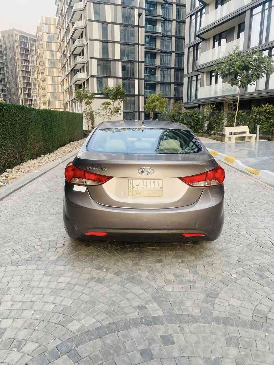 السلام عليكم النترا للبيع موديل 2011 وارد امريكي ماشية 120 الف محرك 1800 السعر 107 السيارة نظيفة 
الرقم ***********
