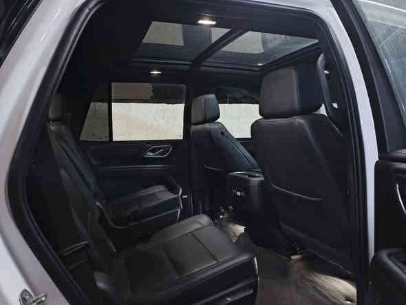 تاهو موديل 2023  ابيض  فئة  Z71  اللمتد  فول للاخير   1/1

وارد امريكي  حادث بسيط بابين سايق والخلف سايق فقط باقي سيارة شلع قلع كفاله من بدي وشاصي ومحرك وكير وكلشي. 

سيارة جديدة جدا ماشية ٤٤ الف كيلو فقط حقيقي. 

محرك كاديلاك ٦٢٠٠ cc    كير ١٠ نمر.  كفالة من البرغي  . 

صدر تبريد تايرات  تخم جبلي  جواها  . ارقام و سنوية وهزة كله جديد  بسمي تحويل مباشر بسم مشتري. 

اخوان السيارة للبيع فقط   واذا اكو مراوس سيارة حك ١٠٠ او ١٢٠ اراوس لان محتاج نقد.... سعر سيارة   ٤٨٠ ورقة. وبيها مجال

متوازي على بيع  وبيها مجال للشراي  ..... 

اسف على اطالة  . 

مكاني بغداد الدورة  . ***********    واتساب متوفر. 

رجائا بلا كسر بحلال مسلم اخوان  كل تفاصيل مذكورة. 

مع جزيل الشكر
