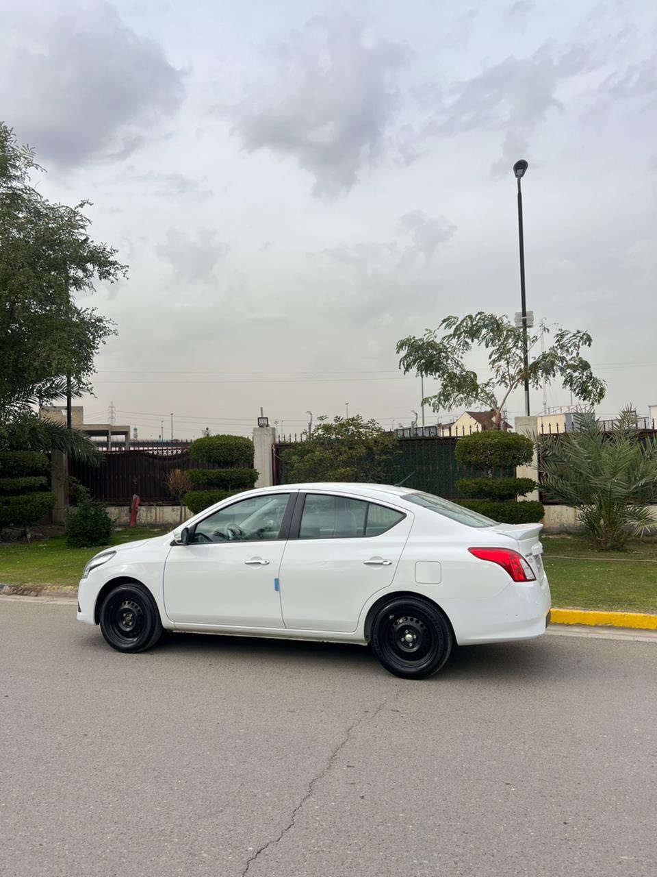 سني 2025 
باسم شركه تحويل او وكاله 
رقم أربيل 
ماشيه ٣٤
كفاله عامه 
السعر 125 $ 
مكان السياره بغداد حي الجامعه 
☎️ ***********
