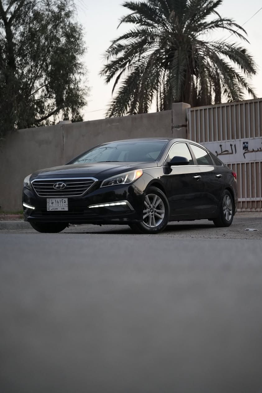 السلام عليكم ورحمة الله وبركاته
هيونداي سوناتا 15 وارد امريكي 
ماشية 68 الف
تحويل مباشر مشروع وطني 
حادثها صندوق ومرجع نفسه
وبيها صبغ قليل جداً بالجاملغ الامامي الايمن
وصبغ قليل بالجاملغ الخلفي الايسر
سيارة جداً حلوة مثلما موضح بالصور
مكان السيارة بغداد / الطالبية
السعر 117
للأستفسار الاتصال ع الرقم ***********
او الرقم ***********
