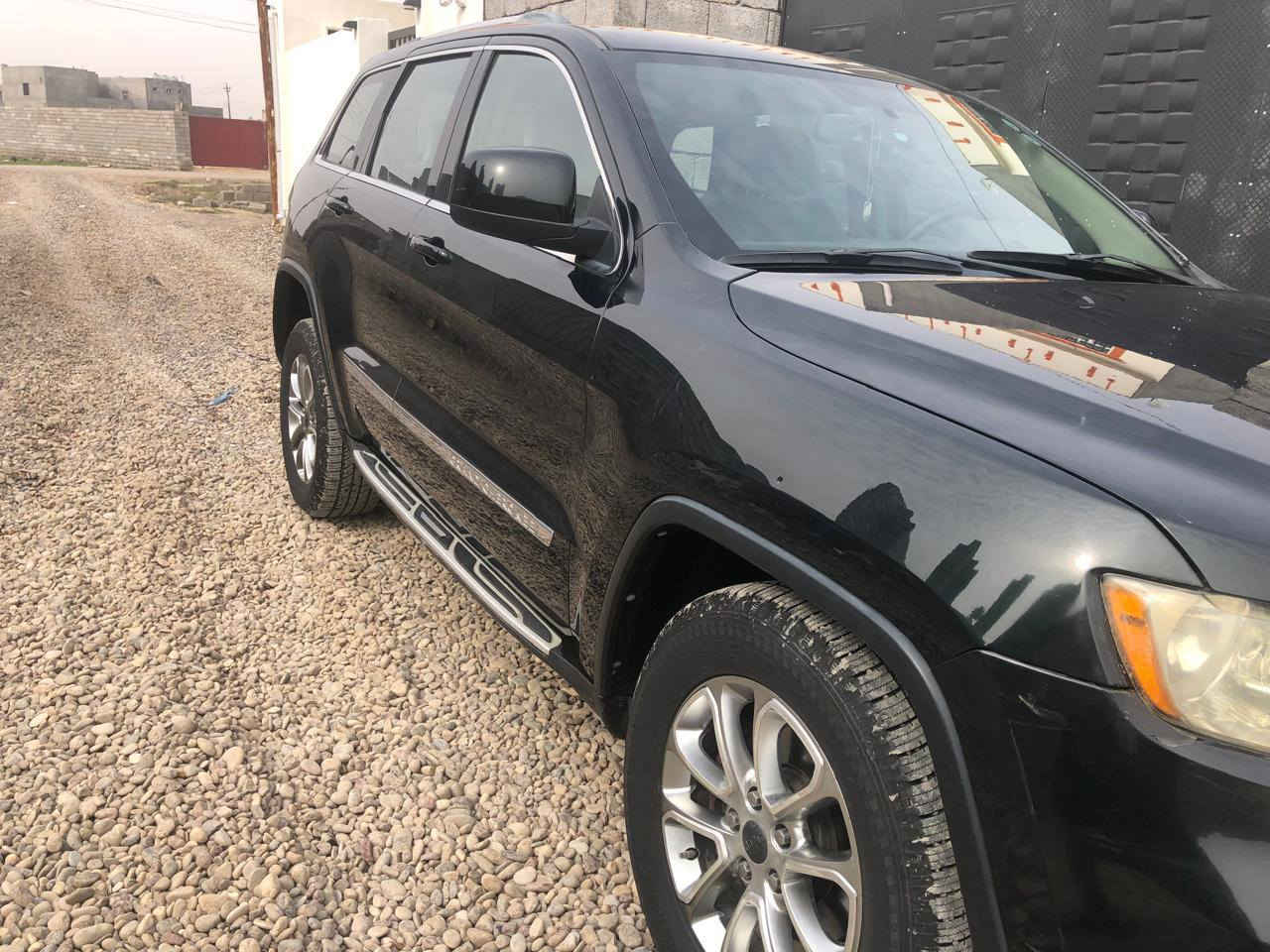 السلام عليكم  للبيع او مراوس اوباما 14لو 15رقم شمالي( جيب موديل 2012 السياره كلين ماعدا شخطين واحد بل جاملغ واحد بل صندوق موضح بل صور مبدل بيها كازكيت فقط كير محرك صدر اكسل تدفئه تبريد هزة كله بشرط السعر 165 ***********
