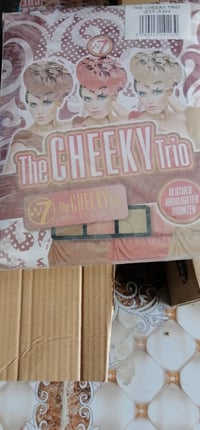 للبيع شلعه مواد تجميل جوه سعر الجمله ليريد يتفضل ٠٧٨٠٤٩١١٦٩١