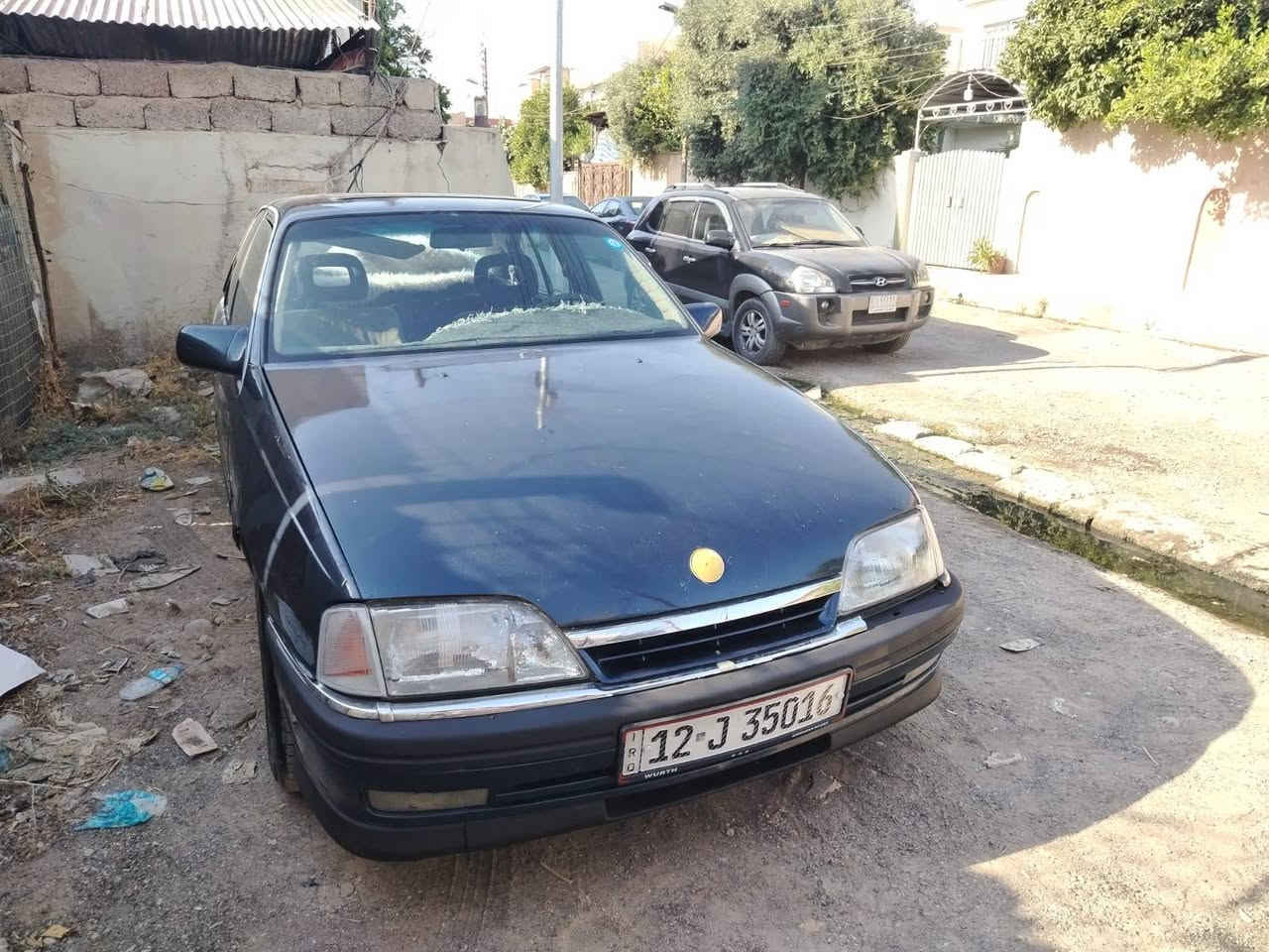 السلام عليكم 
للبيع اوميكا 91  حجم 2400  جامات كهرب فتحة سقف تبريد شغال بس بدون غاز بلادي  السيارة مصبوغة عام جمالية بدون ضرر   كهربائياتها كاملة طخم تايرات جديد بطارية جديد

السعر 38 
***********
