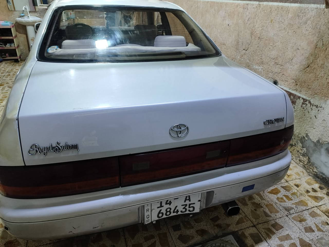 بطه كراون موديل 93
سنويه جديده 
رقم انكليزي بسمي 
السياره مكفوله من الكص والنقل جثه 
مابيها اي  نقص 
مكان السياره ميسان 
السعر 57 
***********
