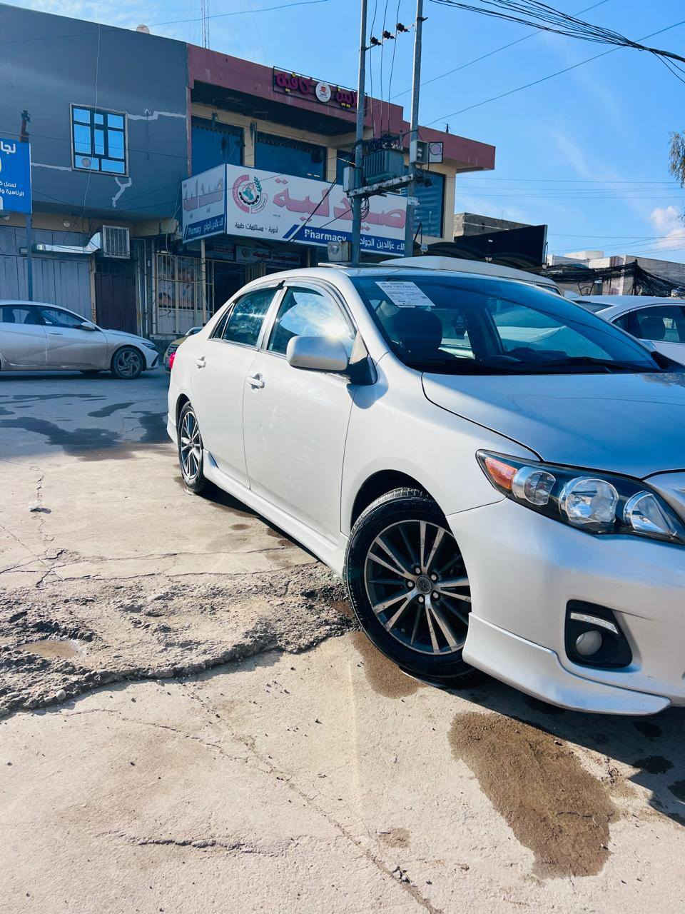 السلام وعليكم
كورلا 2013
رقم نينوئ
كاربون بيها
سيارة بدون ضرر بدون صبغ
ماشية 109
سيارة فتحة سقف يعني فول 
بيها منظومة غاز يعني سيارة غاز وبنزين 
باسمي تحويل مباشر
***********
